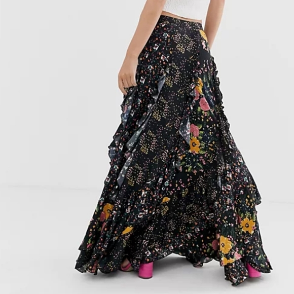 Free People Dresses & Skirts - Free People Boho Floral Maxi Skirt